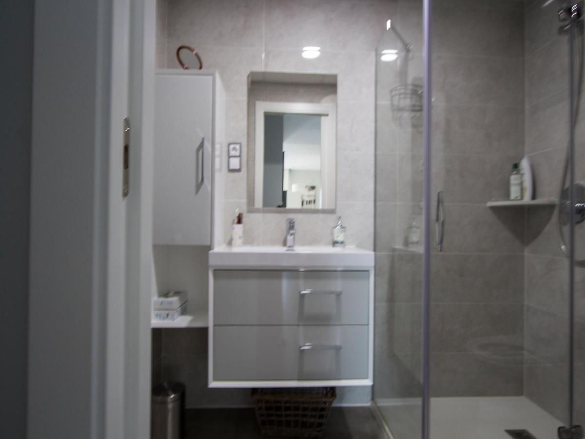 Infinity Luxury Sea View Apartment With Private Garden Arenales del Sol Exterior photo