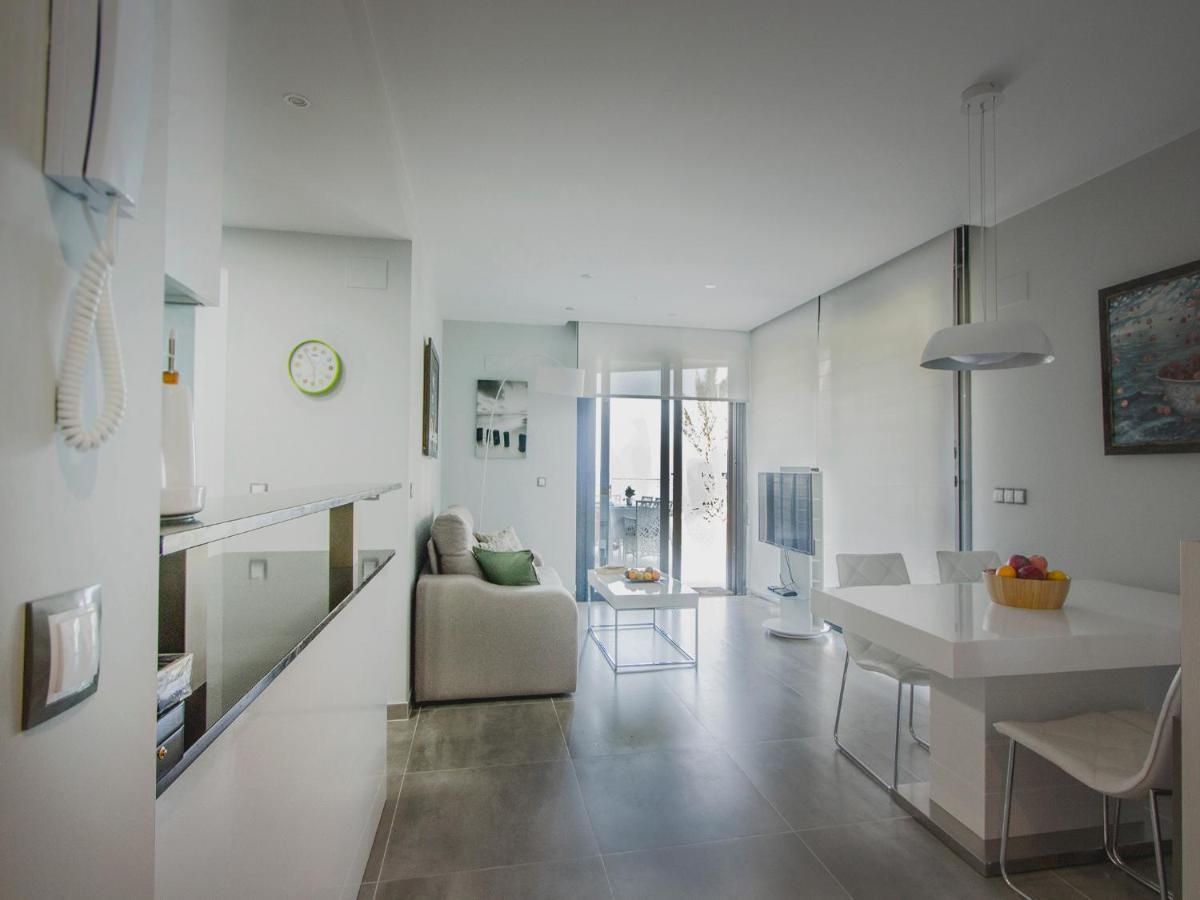 Infinity Luxury Sea View Apartment With Private Garden Arenales del Sol Exterior photo