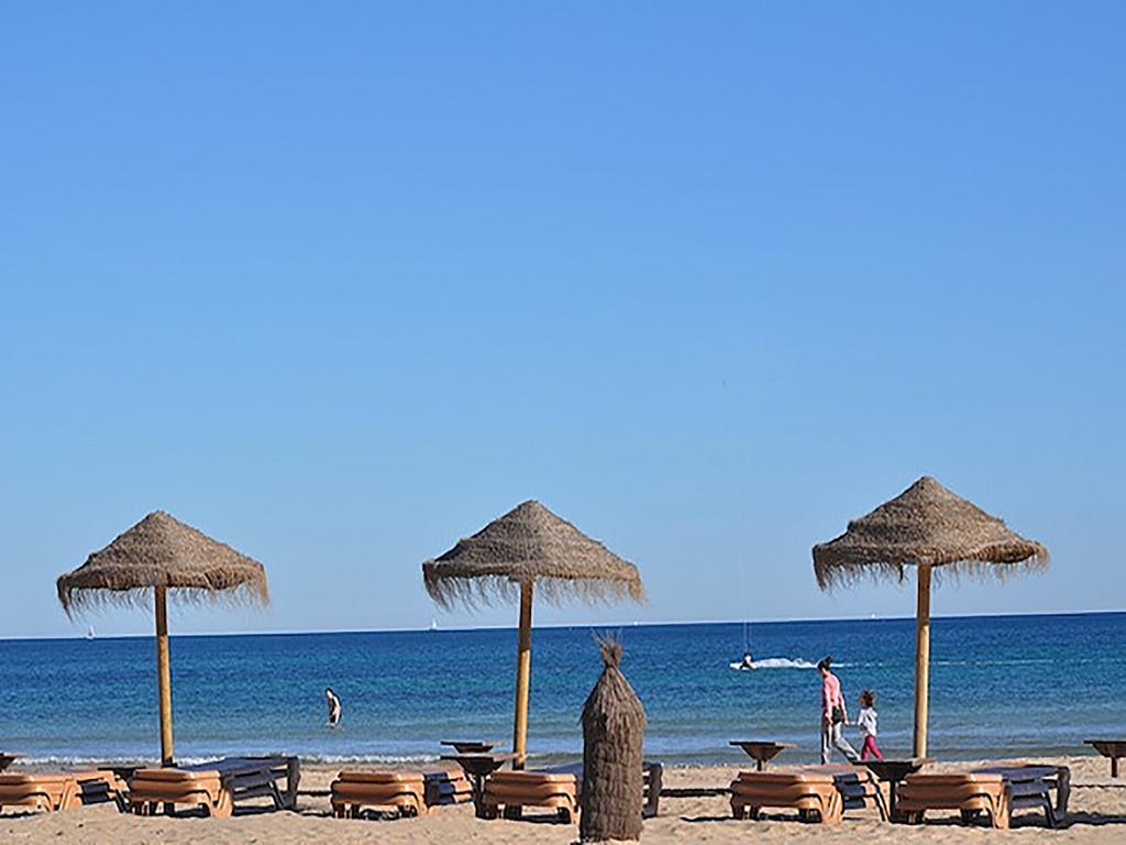 Infinity Luxury Sea View Apartment With Private Garden Arenales del Sol Exterior photo